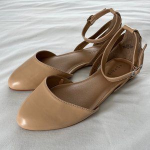 Faux Leather Laser Cut Flat | Size: 9W | Color: Nude/Beige